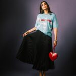 Sonam Kapoor Instagram - Rise Rebel Repeat! ♥️ Mumbai, Maharashtra