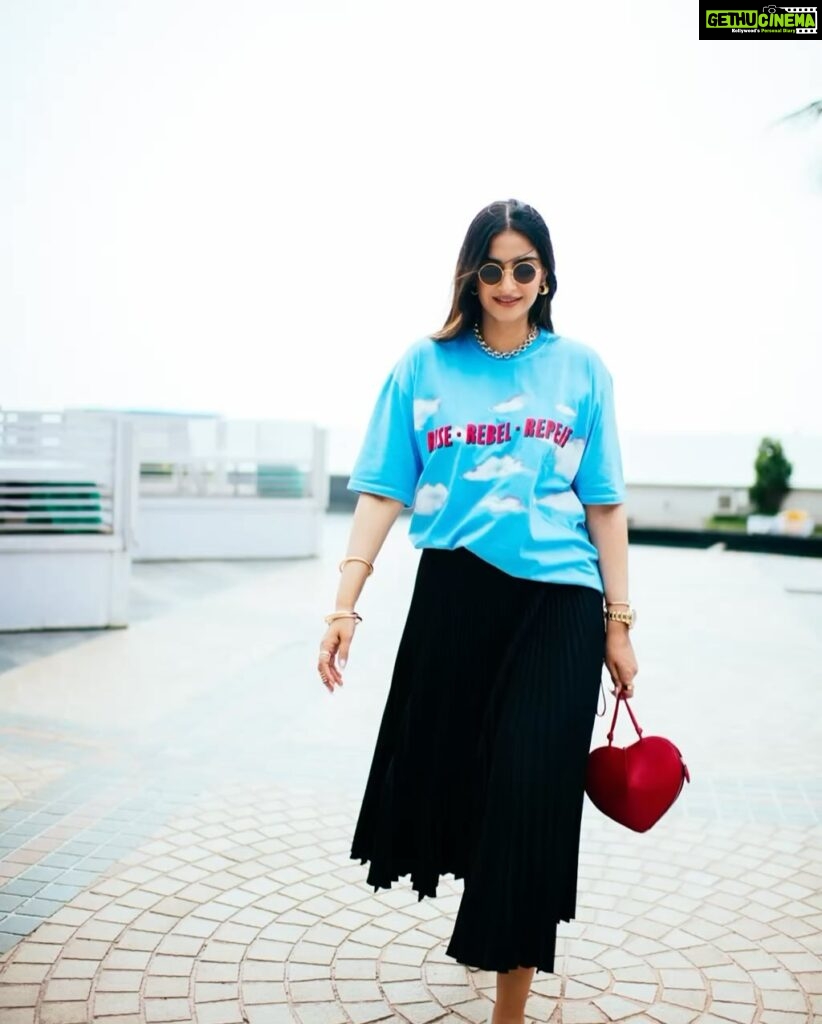 Sonam Kapoor Instagram - Rise Rebel Repeat! ♥️ Mumbai, Maharashtra