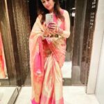 Sonia Agarwal Instagram - #soniaagarwal #sareelove #sa #sneh #brothersrokaceremony❤️