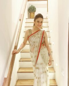 Sonia Agarwal Instagram - #soniaagarwal #sareelove #sa ❤️