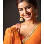 Soniya Bansal Instagram - Live your best, and act your best, and think your best each day, for there may be no tomorrows. Clicked by @media9manoj Videoa and PR by team @mysouthdiva