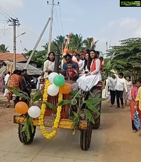 Sonu Gowda Instagram - Happy Independence Day ❤️