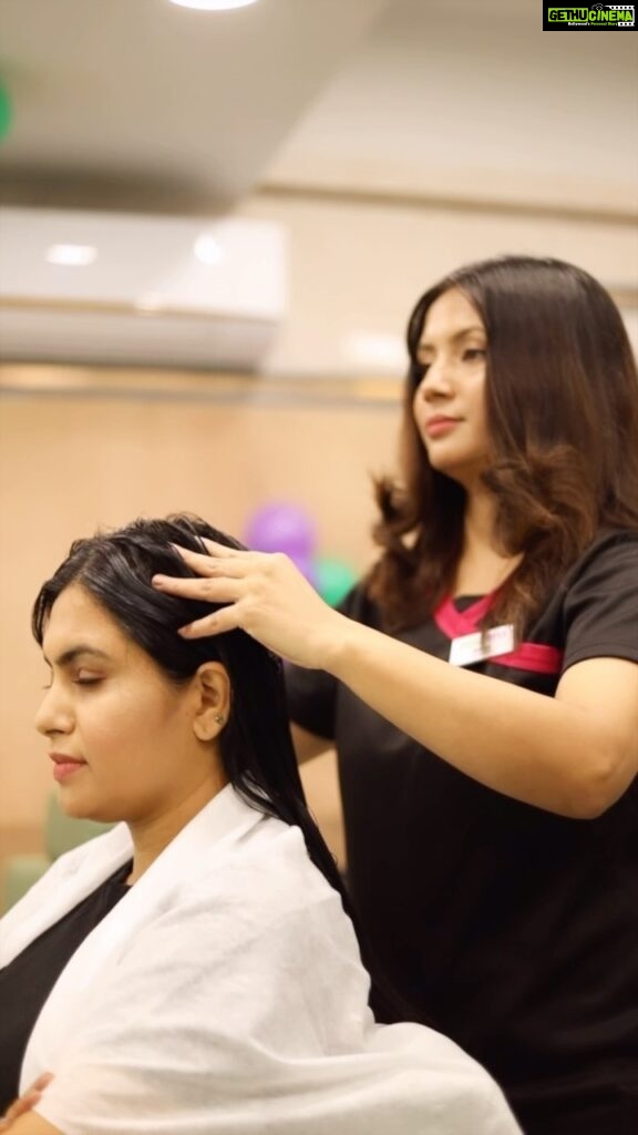 Sonu Gowda Instagram - I visited 58th salon of green trends in Thubarahalli, Marathahalli @greentrendssalon My hair was dry so I needed a hairspa, I got pampered with L’Oréal scalp advanced hair treatment now my hair feels soft and nourished. #greentrends #hair #beauty #haircareroutine #hairsalon #dryhair #saloninbangalore #hairforyou #bangaloreinfluencers #influencersofinstagram #paidinfluencer Bangalore, India