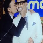 Sonu Gowda Instagram - Although the pictures I took with him were blurry, the memories they captured are crystal clear. I searched for high-quality images, but nothing can compare to the moment when the Indian superstar, known for his energetic performances, stood right beside me. The way he spoke to me left me speechless and I'm still stuck in that moment. I wish him only the best of the best on his birthday. Happy Birthday, Ranveer! Thank you @siimawards @aravind_shiv 🤗 Perfect #throwbackthursday Bangalore, India