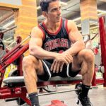 Sonu Sood Instagram - 🤍 🏋️‍♀️