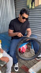 Sonu Sood Instagram - Humari Puncture Ki Dukaan 😎  #supportsmallbusiness