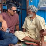 Sonu Sood Instagram - Shoe Sale 👞 Only 800/- Rupees😜 Ramlal is a good businessman so I plan to open a joint venture 😜 #supportsmallbusiness