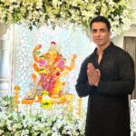 Sonu Sood Instagram - गणपति बप्पा मोरया ❤️🙏