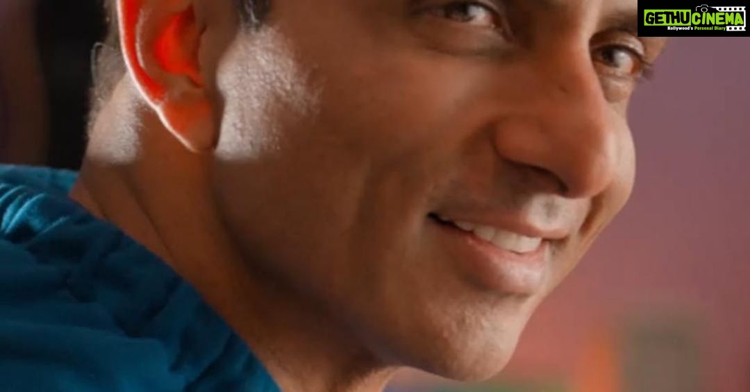 Sonu Sood Instagram - Rishton Ka Asli Ehsas rakhe uninterrupted - OUD Loud & Clear 🎶✨ #oudspeaker #soundoflove #musicandmemories #uninterruptedconnection dynamicsounds #bass #trulywireless #audiobliss #heartfeltmoment #soundthatconnects #oudindia #sonusood #relationshipsmatter #ehsas #feelthebeat #clearsound #wirelessaudio #soundofhappines #loveineverynote #oudmagic