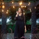 Sony Charishta Instagram - #🖤🖤🖤. . . . . #explorepage✨ #explorepage #sonycharishtafan