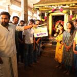 Soori Instagram - கதை நாயகனாக நான் நடிக்க இருக்கும் அடுத்த திரைப்படம், உங்கள் அனைவரின் ஆசீர்வாதங்களுடன், கும்பகோணத்தில் இனிதே தொடக்கம் . இறைவனுக்கு நன்றி 🙏 @sasikumardir @iamunnimukundan @Dir_dsk @larkstudios_ @roshniharipriyan @brigida_saga @revathyysharma
