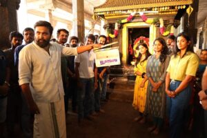 Soori Instagram - கதை நாயகனாக நான் நடிக்க இருக்கும் அடுத்த திரைப்படம், உங்கள் அனைவரின் ஆசீர்வாதங்களுடன், கும்பகோணத்தில் இனிதே தொடக்கம் . இறைவனுக்கு நன்றி 🙏 @sasikumardir @iamunnimukundan @Dir_dsk @larkstudios_  @roshniharipriyan @brigida_saga @revathyysharma