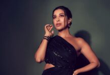 Sophie Choudry Instagram - Putting my best leg forward😉🖤 Congrats @shivanandnarresh on a fab show!! Outfit @shivanandnarresh Makeup @divyachablani15 Hair @loicindia Earrings @yogeshjasnaniofficial 📸 @visualaffairs_va Styling/coord @tanimakhosla Tku all of you for this amazing look!! #blackgown #legsfordays #redcarpetstyle #styleinspo #shivanandnarresh #beautyinspo #sophiechoudry #aboutlastnight
