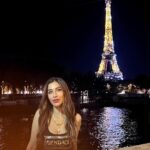 Sophie Choudry Instagram - Une seule nuit✨ #Paris #summer #aneveninginparis #takemeback #tbt #eiffeltower #latoureiffel #laseine #traveldiaries ##parisisalwaysagoodidea #sophiechoudry Paris , The City Of Love