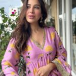 Sophie Choudry Instagram - Sweet like honeycomb 🍯💜 Love this look @houseofmasaba #prettiness #desigirl #masaba #houseofmasaba #styleinspo #sophiechoudry
