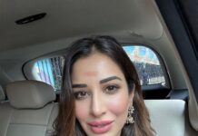 Sophie Choudry Instagram - Ganpati Bappa Morya🙏🏼❤️ Beautiful day, beautiful Darshan!#grateful #blessed #ganpati #lalbaughcharaja #newbeginnings Lal Baugh Cha Raja- Mumbai