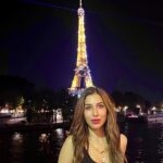 Sophie Choudry Instagram - Une seule nuit✨ #Paris #summer #aneveninginparis #takemeback #tbt #eiffeltower #latoureiffel #laseine #traveldiaries ##parisisalwaysagoodidea #sophiechoudry Paris , The City Of Love