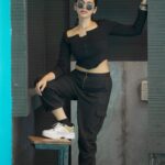 Soundariya Nanjundan Instagram - Ask me anything in the comments 🖤 🌟 🌟 🌟 🌟 🌟 #soundariyananjundan #ootd #instagram #instagood #love #like #follow #photography #photooftheday #instadaily #likeforlikes #picoftheday #fashion #instalike #beautiful #followforfollowback #outfit #art #photo #black #followｍe #smile #happy #insta #nature #style #life #india #likeforfollow #nomakeup