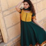 Soundariya Nanjundan Instagram - It's a perfect salwar day❤️ . Outfit- @instorefashions 📸- @kavinilavan_filmmaker . . . . . . #soundariyananjundan #photo #salwar #salwarsuits #indian #fashion #flowers #followforfollowback #like #instadaily #outfit #indianwear #ethnicwear #actor #actress #blogger #style #instadaily #outfitinspo #instagram #instalike #indianfashion #instapic #traditional #likesforlike #instagood #india #kollywood #like #instagram #instaphoto #photography #ootd