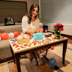 Sowmya Menon Instagram - Thank you lovelies for making my birthday extra special. I was overwhelmed with the love and wishes of admiration that poured in from my amazing fans and well-wishers.😇 Forever blessed, grateful and humbled to see what new fairytales lay within the future. 🦋❤️♾️ #Skr #birthdaygirl👑  #blessed #grateful