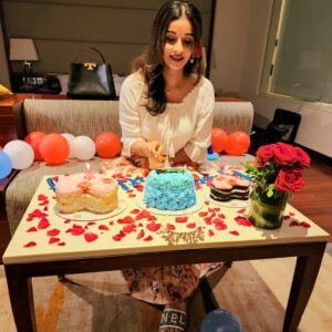 Sowmya Menon Instagram - Thank you lovelies for making my birthday extra special. I was overwhelmed with the love and wishes of admiration that poured in from my amazing fans and well-wishers.😇 Forever blessed, grateful and humbled to see what new fairytales lay within the future. 🦋❤️♾️ #Skr #birthdaygirl👑  #blessed #grateful