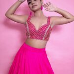Sreejita De Instagram - Feeling pink! Happy Navratri to everyone 🙏💕 Styling @littlepuffsofhappiness @styleitupwithraavi PR @mad.micron Outfit @anishashettyofficial Earrings @cherryblossom.designs MUA @akenkshadhal Photographer @potraitdeewana #navratri #navratrispecial #indian #indianfashion #indianfestival #indianbride #photoshoot #instagram #sreejitade