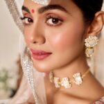 Sreejita De Instagram - Sending love ❤️ 📸 @ashish_sawant__ #photography #photoshoot #india #bollywood #bollywoodsongs #actorslife #sreejitade