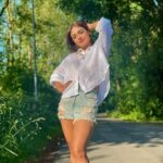 Sreejita De Instagram - Breathing in life… ❤️ 📸 @michael_b.p 😘 #instagram #germany #instadaily #instagood #casualstyle #photolover #sreejitade