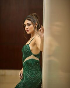 Sreejita De Instagram - 💚

Wearing @majesticbyjapnah 
📸 @lsd.photography.official 

#photoshoot #fashion #fashionstyle #fashionista #photography #instagram #instagood #instadaily #sreejitade