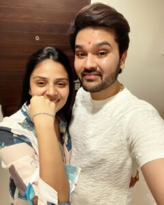 Sreemukhi Instagram - I love you @sushruth 😍❤️🧿 You mean the world to me!! ❤️ Happy Rakshabandan ✨ #sreemukhi #sushruth #rakshabandhan