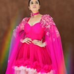 Sreemukhi Instagram - Neethone dance finale ✨ An amazing season on @starmaa @endemolshineind comes to an end! ✨ Styling @greeshma_krishna.k Outfit @indusuresh_p Jewellery @shopriyaaofficial PC @manoj_gangula Makeup @nookesh.malla Hair @mahesh_ravulapalli #sreemukhi #neethonedance #grandfinale #starmaa #endemolshine