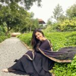 Sreemukhi Instagram - FARGO! ✨❤️ Such a beauty! 😍 @thefargohyd has my heart! ❤️ Outfit @sreha_designer_studio ❤️ #sreemukhi #fargo #fargourbanvalley #weekend #love