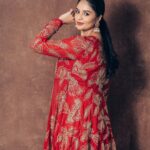 Sreemukhi Instagram - Bhola Shankar ✨❤️ Promotions ✨❤️ Styling @greeshma_krishna.k Outfit @swarna_reddys Earrings @emmadi_silver_jewellery PC @manoj_gangula Makeup @nookesh.malla Hair @mahesh_ravulapalli #bholashankar #promotions #sreemukhi #bholashankaronaug11th