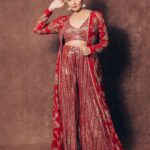 Sreemukhi Instagram - Bhola Shankar ✨❤️ Promotions ✨❤️ Styling @greeshma_krishna.k Outfit @swarna_reddys Earrings @emmadi_silver_jewellery PC @manoj_gangula Makeup @nookesh.malla Hair @mahesh_ravulapalli #bholashankar #promotions #sreemukhi #bholashankaronaug11th