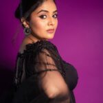 Sreemukhi Instagram - Black magic! 🖤✨🧿 Styling @greeshma_krishna.k Outfit @indusuresh_p PC @rollingcaptures Makeup @nookesh.malla Hair @mahesh_ravulapalli #sreemukhi #neethonedance #starmaa