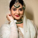 Sreemukhi Instagram - Retro feels for “Neethone Dance” ✨✨ Styling @greeshma_krishna.k Outfit @maramsclothing_official Jewellery @thetrinkaholic Bangles @emmadi_silver_jewellery PC @rt__photography_rt Makeup @nookesh.malla Hair @mahesh_ravulapalli #sreemukhi #neethonedance #starmaa #retro