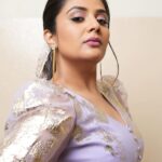 Sreemukhi Instagram - Neethone dance ❤️✨ Outfit @gummadidalashashi.label PC @epics_by_pradeep Make up @nookesh.malla Hair @mahesh_ravulapalli #neethonedance #starmaa #sreemukhi