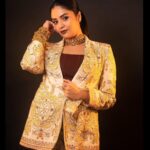 Sreemukhi Instagram - Neethone dance ✨ Styling @greeshma_krishna.k Jewellery @goyazsilverjewellery PC @rollingcaptures Makeup @nookesh.malla Hair @mahesh_ravulapalli #sreemukhi #neethonedance #starmaa