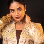 Sreemukhi Instagram - Neethone dance ✨ Styling @greeshma_krishna.k Jewellery @goyazsilverjewellery PC @rollingcaptures Makeup @nookesh.malla Hair @mahesh_ravulapalli #sreemukhi #neethonedance #starmaa