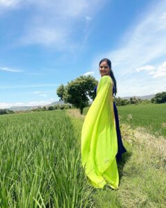 Sreemukhi Instagram - Sri Kalahasti ✨ Gudimallam ✨ Outfit @sreha_designer_studio #srikalahasti #gudimallam #devotionaltrip #bliss Srikalahasti, India