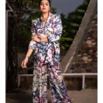 Sreemukhi Instagram - ASMP ✨ On @starmaa @play_media_creations Outfit @whencut_goddamn Styled by @harinireddym Jewellery @houseofqc PC @rt__photography_rt Makeup @nookesh.malla Hair @mahesh_ravulapalli #sreemukhi #starmaa #aadivaaramwithstarmaaparivaaramstarwars