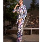 Sreemukhi Instagram - ASMP ✨ On @starmaa @play_media_creations Outfit @whencut_goddamn Styled by @harinireddym Jewellery @houseofqc PC @rt__photography_rt Makeup @nookesh.malla Hair @mahesh_ravulapalli #sreemukhi #starmaa #aadivaaramwithstarmaaparivaaramstarwars