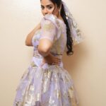 Sreemukhi Instagram - Neethone dance ❤️✨ Outfit @gummadidalashashi.label PC @epics_by_pradeep Make up @nookesh.malla Hair @mahesh_ravulapalli #neethonedance #starmaa #sreemukhi