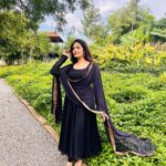 Sreemukhi Instagram – FARGO! ✨❤️
Such a beauty! 😍
@thefargohyd has my heart! ❤️

Outfit @sreha_designer_studio ❤️

#sreemukhi #fargo #fargourbanvalley #weekend #love