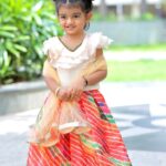 Sridevi Ashok Instagram - ♥️🩷🧡💗💛🤎🤍❤️ Dress from : @minibee.outfits