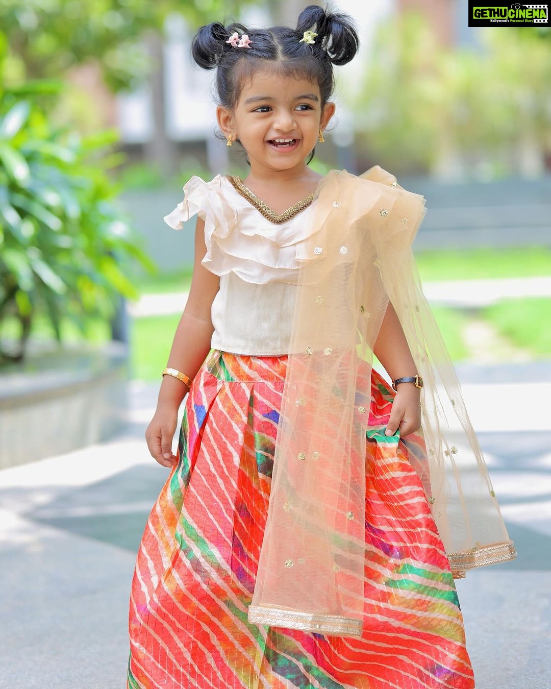 Sridevi Ashok Instagram - โฅ๏ธ๐ฉท๐งก๐๐๐ค๐คโค๏ธ Dress from : @minibee.outfits
