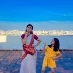 Sridevi Ashok Instagram - My reel partner @aazhiya_sj . Waiting to do more reels with u baby. From the sets of modhalum kadhalum #srideviashok #rowdybaby #reels #reelsinstagram #modhalumkaadhalum