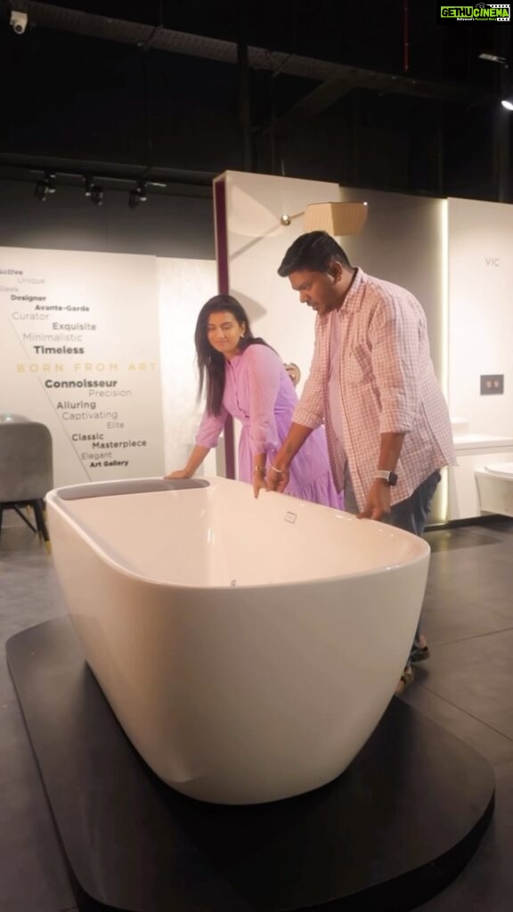 Sridevi Ashok Instagram - I haven’t seen such a beautiful Acrylic Bathtub. East India Company, Where Luxury meets Affordability. @east_india_company_chennai They deal with Sanitaryware and bathroom fittings. They also deal with hardware, tiles and lightings. A multibrand showroom with on display products all under one roof. They have branches in Parry’s and vadapalani. Do visit their store for an exotic experience. @east_india_company_chennai Contact : 9384000801 AD #eastindiacompany #SanitarywareShowroom #LuxuryLiving #SanitarywareCollections #GrandOpening #ShowroomLaunch #ElegantLiving #NewShowroom #PremiumSanitaryware #homeinterior #interiordesign