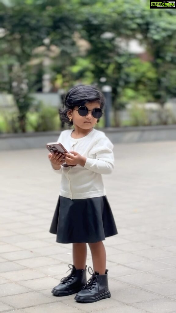 Sridevi Ashok Instagram - @sitara_chintala 🥰❤️🫶 #hm #zara #zarakids #stylish #instafashion #fashionblogger #kidsfashion #fashionnova #wednesday #wednesdayaddams @hm @hm_kids @zara @zarakids