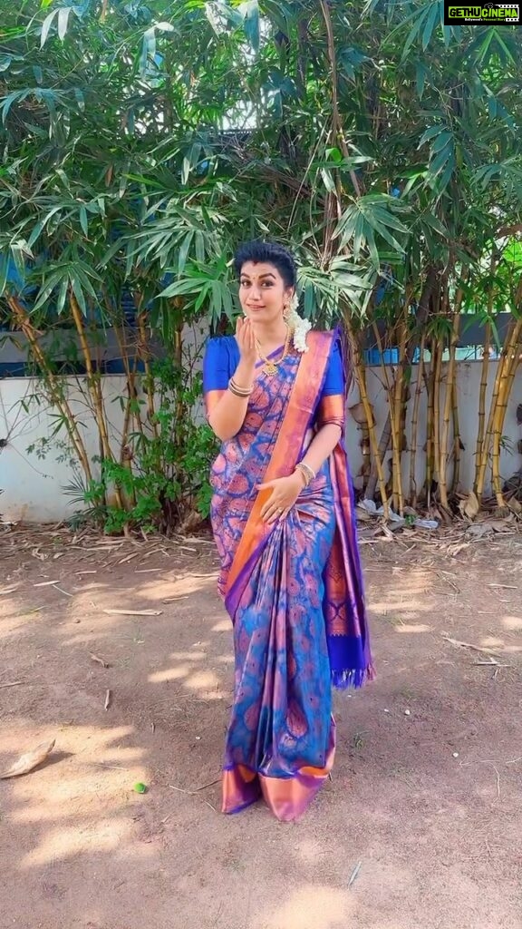 Sridevi Ashok Instagram - Thank you @maa.boutique28 for this beautiful festive look saree.. ✨Nikki Galrani Inspired Saree in Triple Shade ✨Premium Quality ✨Available in more Beautiful Colours 💫Get the Grand & Elegant Sarees in Best Price Be it winters or summers, a saree is for all seasons. Wear it to flaunt it. Love for saree always be there. #srideviashok #saree #ponni #reelsinstagram #reelsvideo #reelsviral